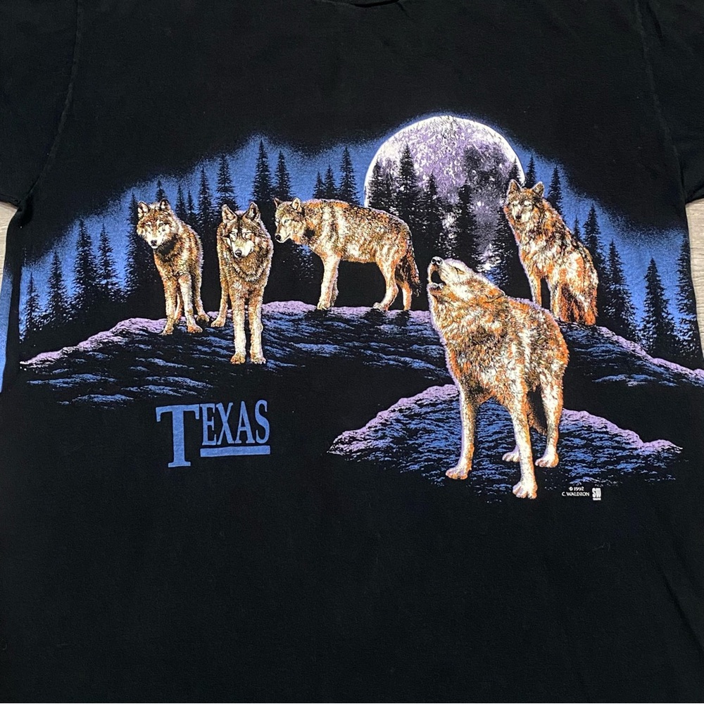 Vintage 90s Jerzees Wolf Moon Single Stitch Tee Size L • C. Waldron 1992 • USA - Picture 2 of 10